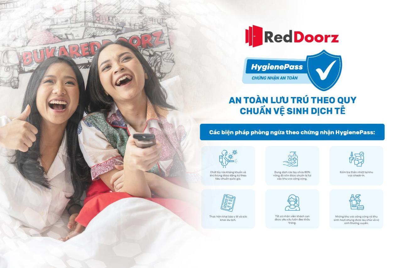 Reddoorz Near Etown 4 Hotel Ho Chi Minh City Exterior photo