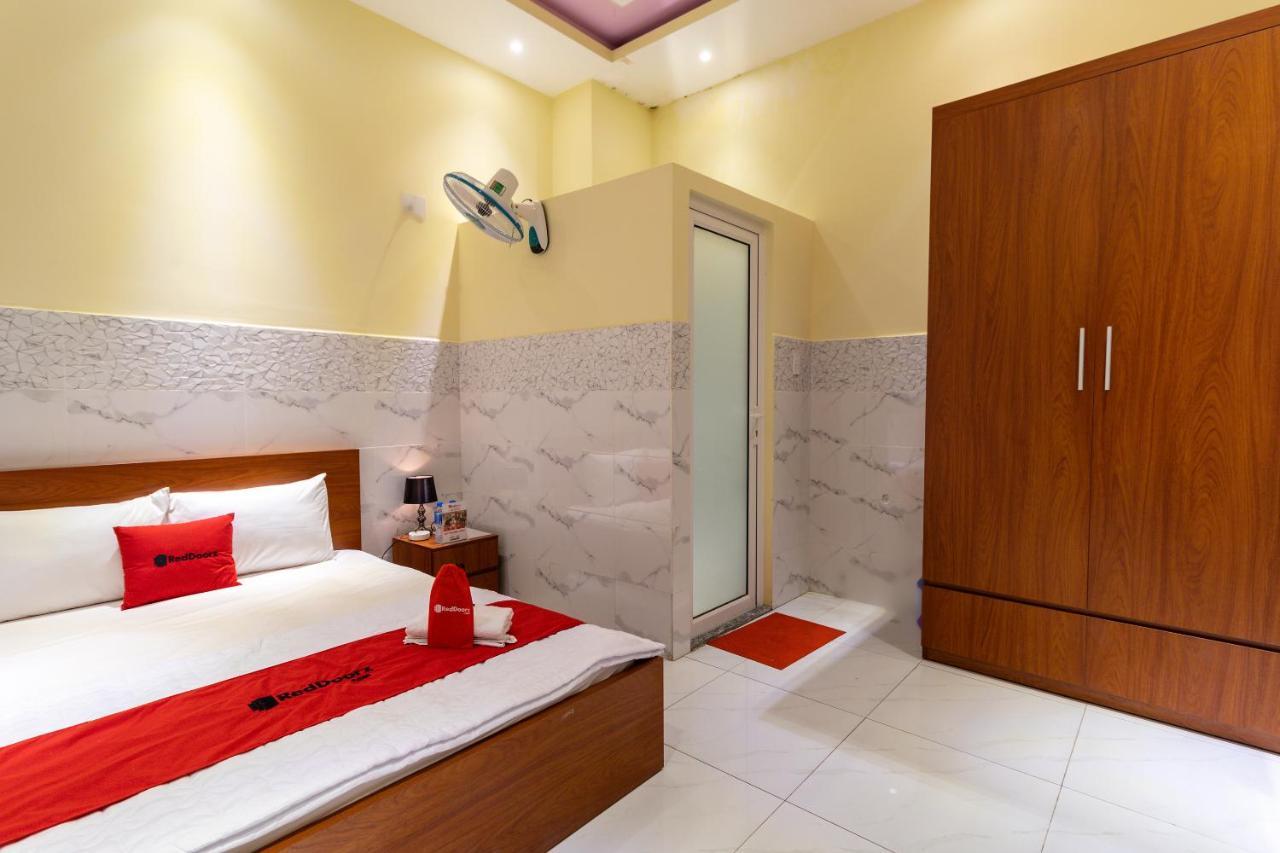 Reddoorz Near Etown 4 Hotel Ho Chi Minh City Exterior photo